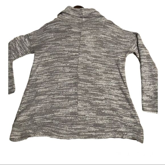 Aerie slouch neck grey and white sweater - Picture 2 of 3